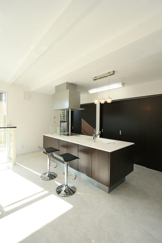 BLACK SQUARE | デザイン住宅の株式会社ぶすじま建設