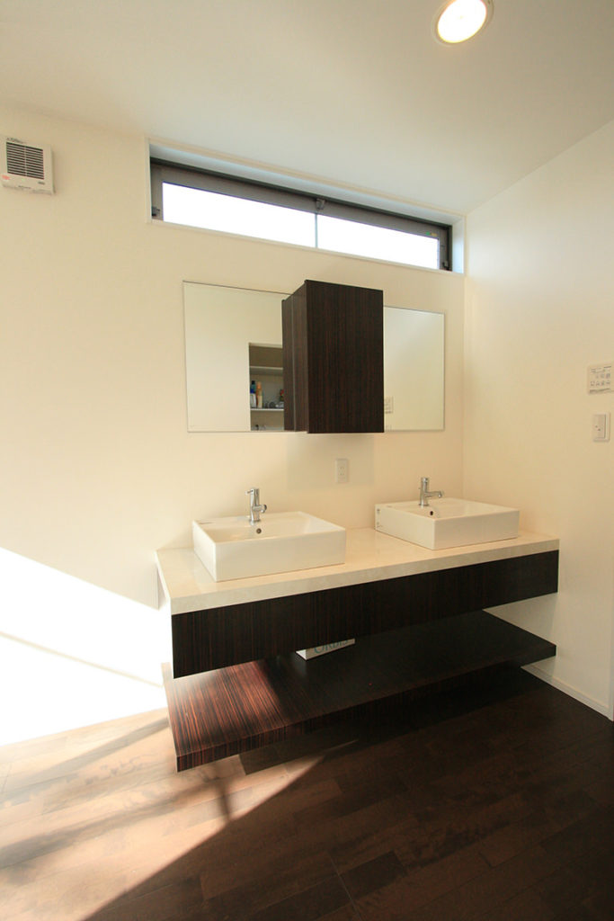 BLACK SQUARE | デザイン住宅の株式会社ぶすじま建設