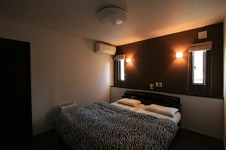 BLACK SQUARE | デザイン住宅の株式会社ぶすじま建設