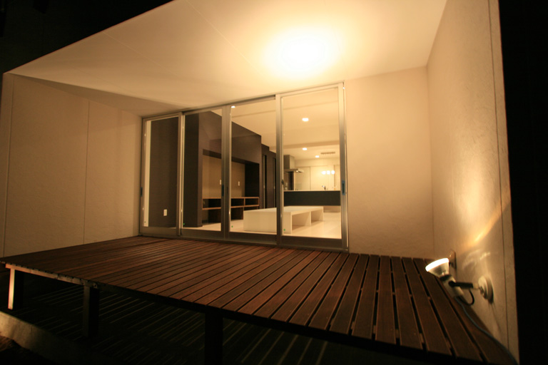 ROUND TABLE | デザイン住宅の株式会社ぶすじま建設