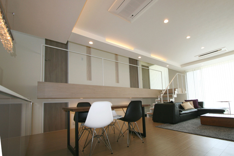 Terrace - H | デザイン住宅の株式会社ぶすじま建設