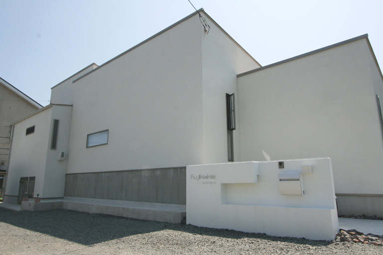 Terrace - H | デザイン住宅の株式会社ぶすじま建設