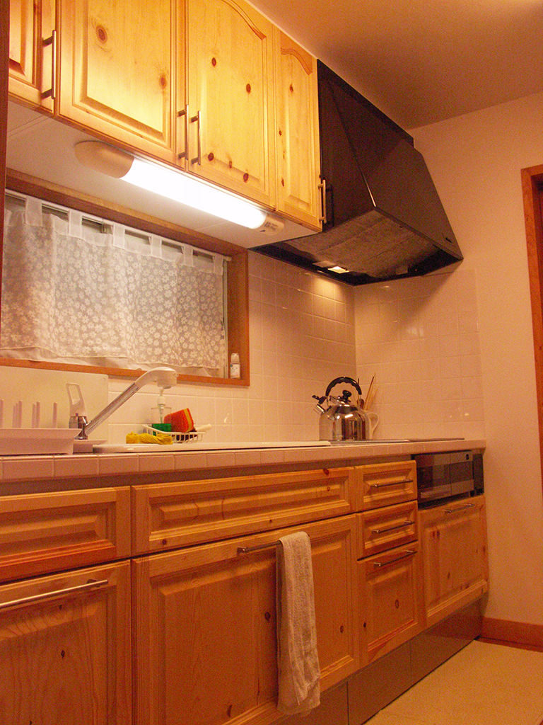 白が映えるシンプル空間 | デザイン住宅の株式会社ぶすじま建設