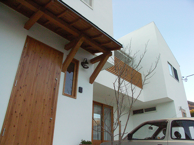 白が映えるシンプル空間