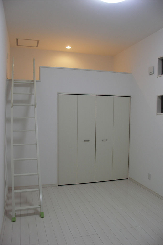 白を基調としたシンプルハウス